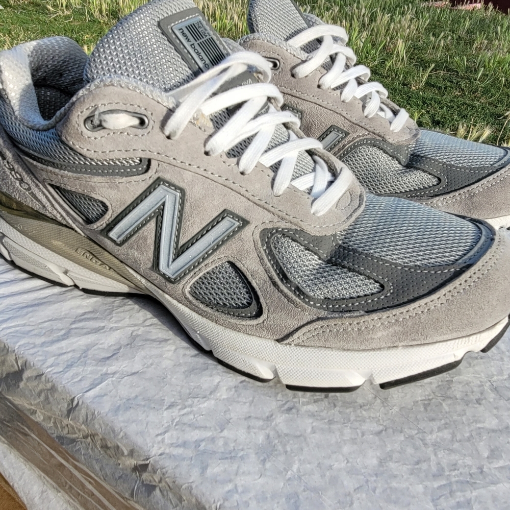 New balance mens size 7.5 women's 9